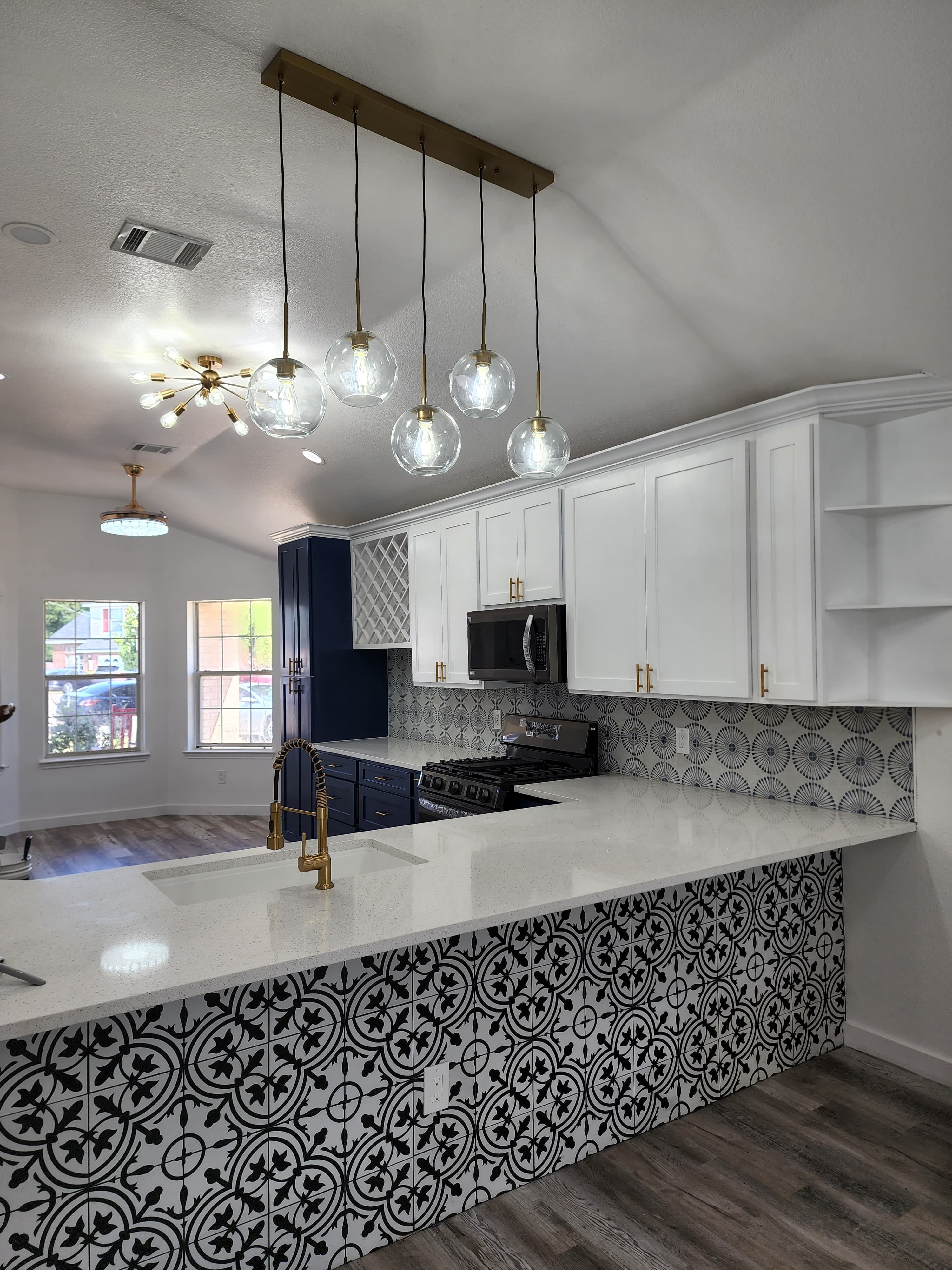 Premium San Antonio kitchen remodel with island and full custom cabinetry