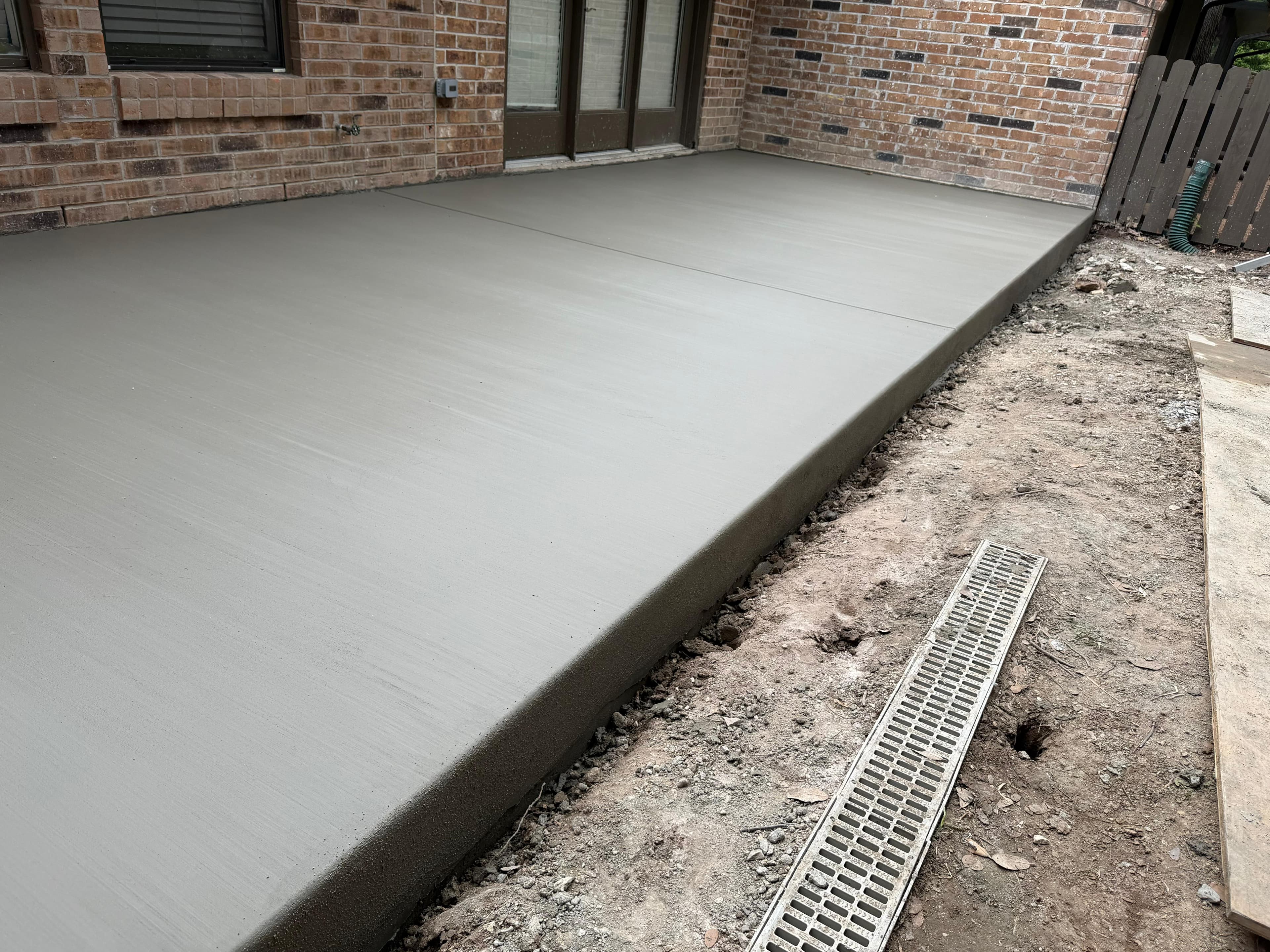 Concrete patio with stepped slab, San Antonio TX